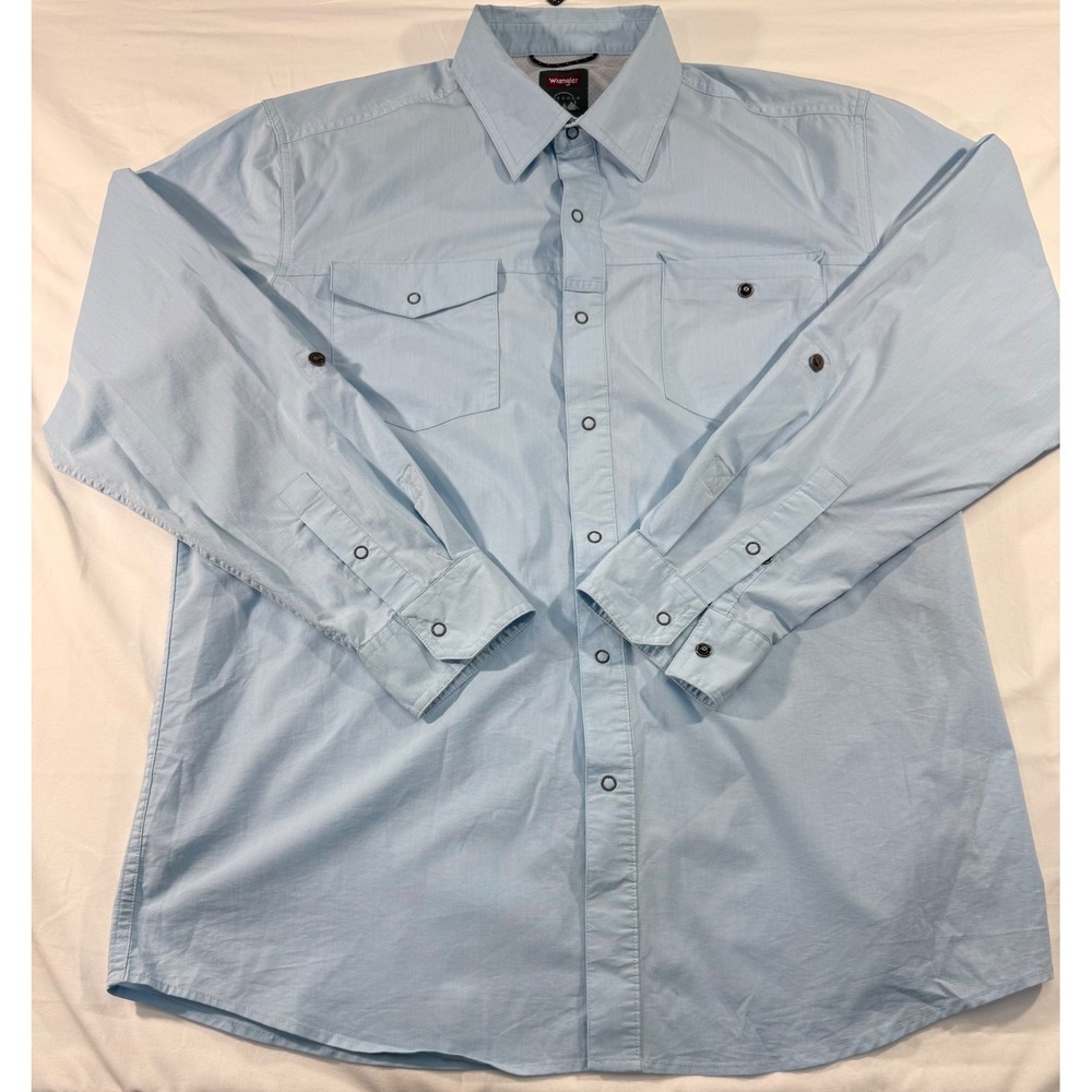 Wrangler Outdoor Mens Large Light Blue Long Sleeve Snap Front Utility Shirt